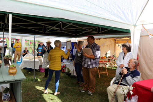 Now it's Jane's (with Bob) turn for the honours